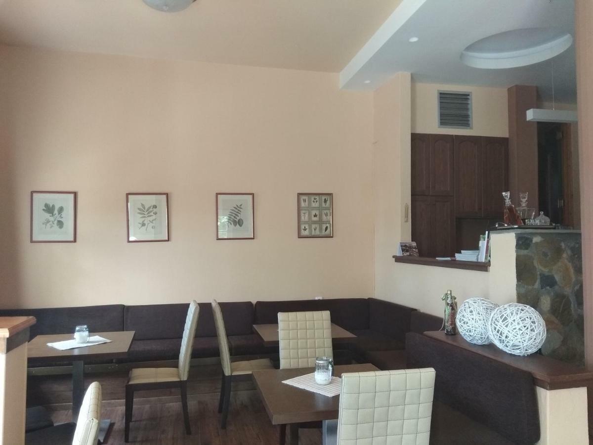Karavos Hotel Портария Экстерьер фото